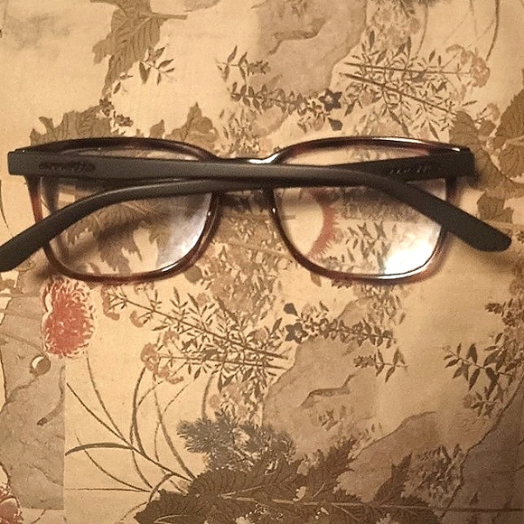 arnette you glad I didn't say banana? - Picture 4 of 7